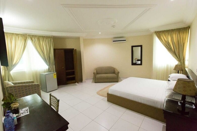Hotel Karela Beach Resort