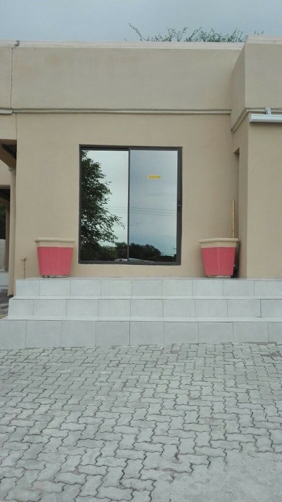 Hotel D&k Guest House