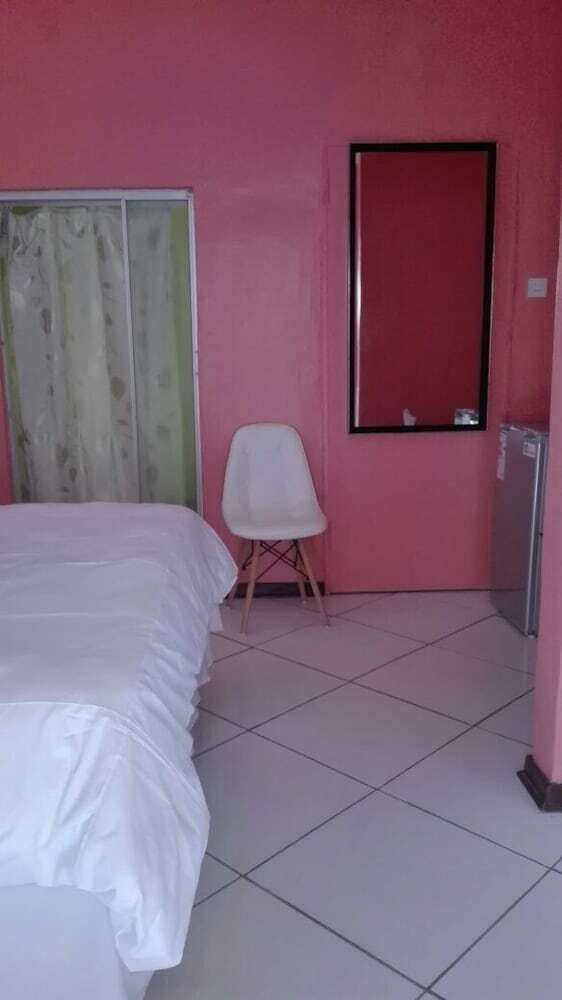 Hotel D&k Guest House