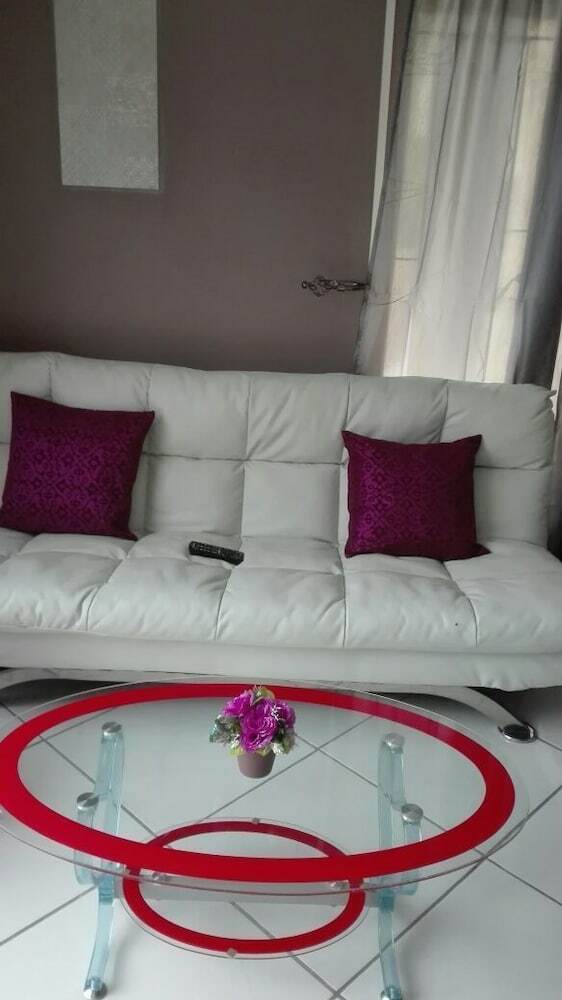 Hotel D&k Guest House
