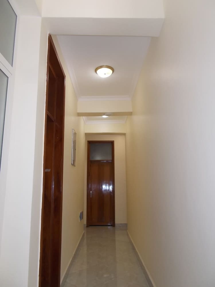Hotel Airport Transit Lodges