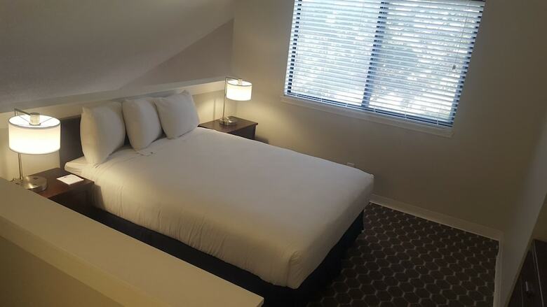 Sterling Hotel And Suites