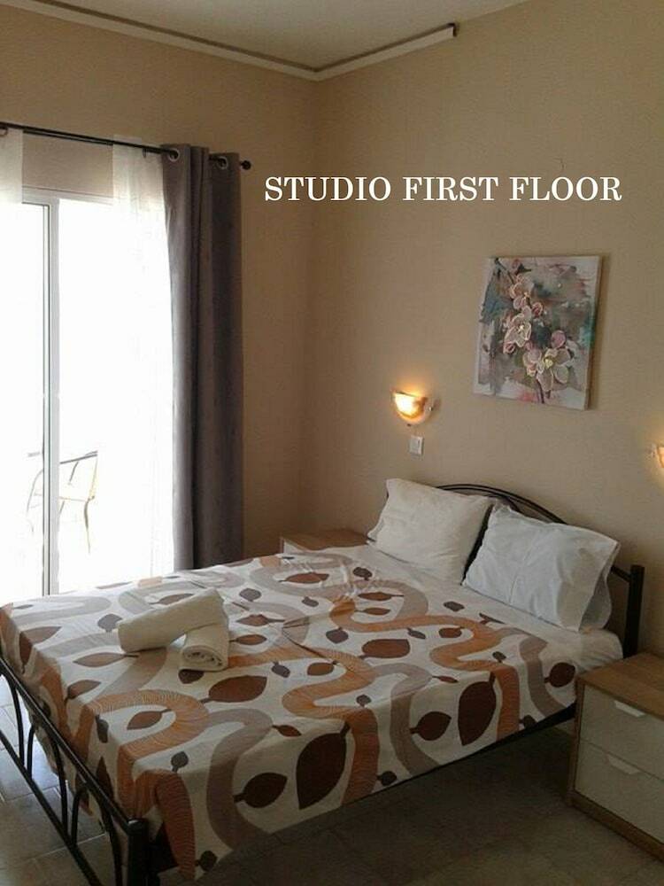 Oceanis Rooms Apartments