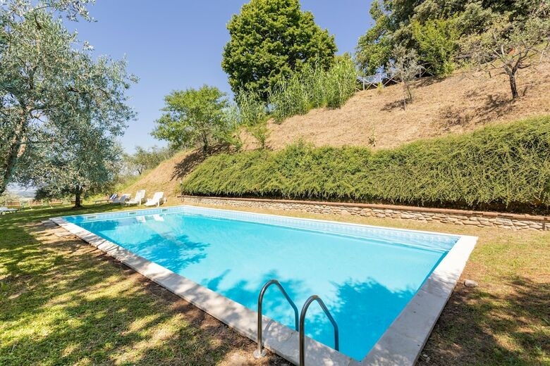 Villa Torre Santa Maria