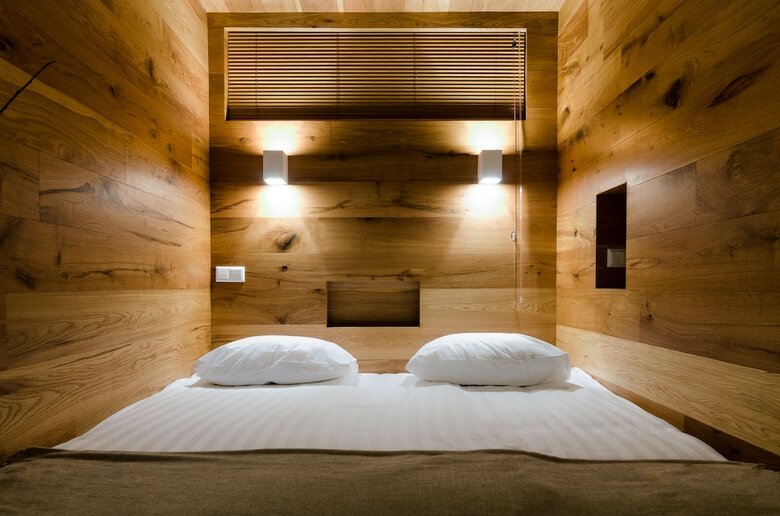 Marnix Apartments