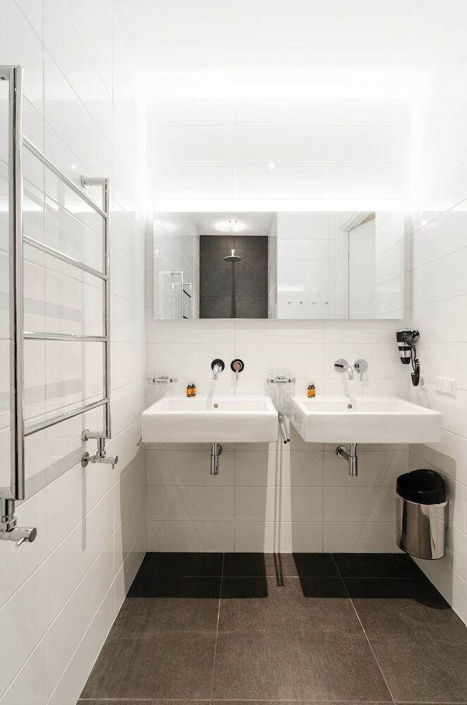 Marnix Apartments