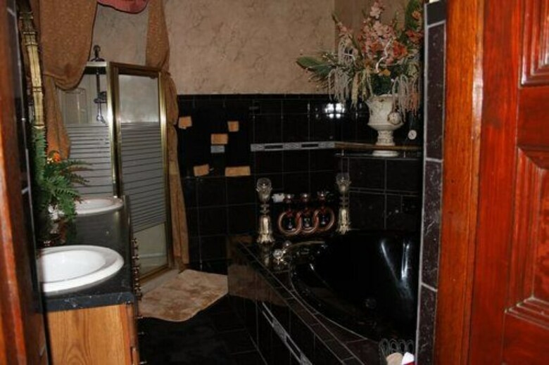Central West End Bed And Breakfast