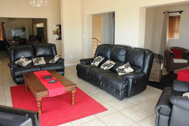 12 Calypso Mansion Self Catering