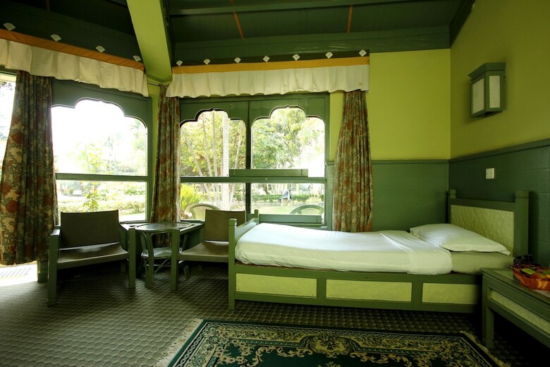 Hotel The Rhino Residency Resort