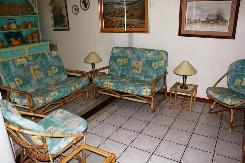8 Wee Hoose Self Catering