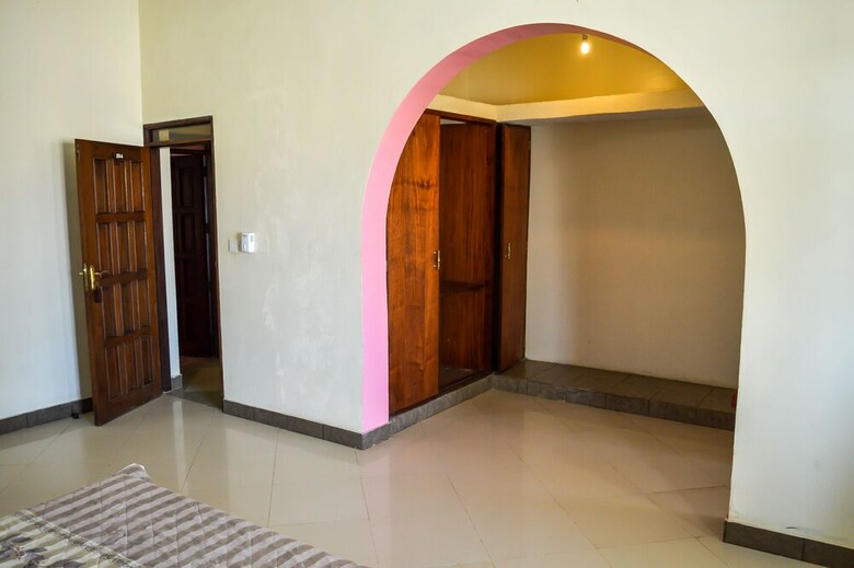 Platinum Hotel
