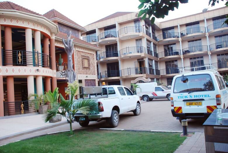 Tick Hotel
