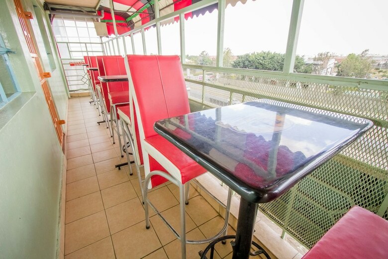 Winstonia Hotel