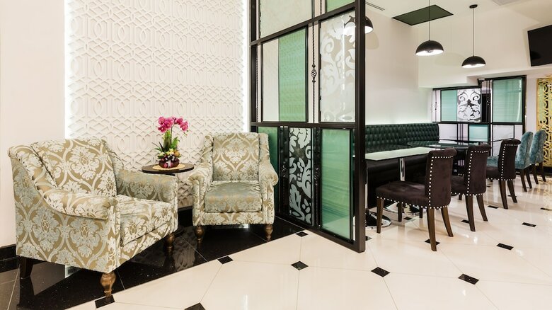 Hotel The Fah Silom
