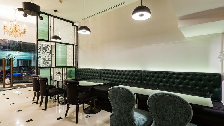 Hotel The Fah Silom