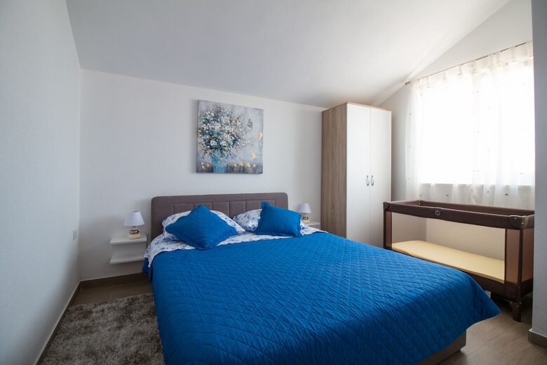 Apartments Rakuljic