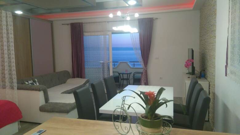 Apartments Rakuljic