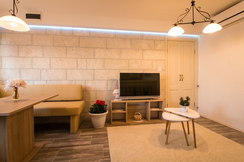 Apartments Rakuljic