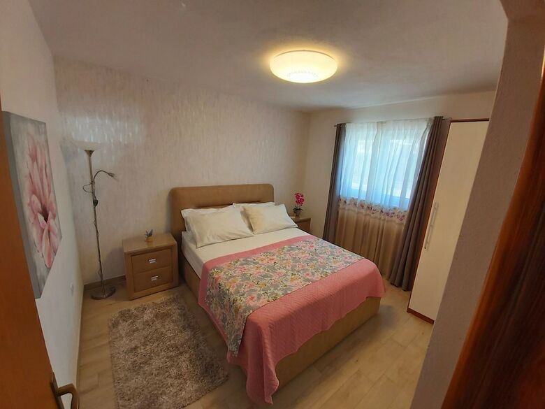 Apartments Rakuljic