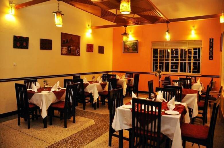 Igongo Cultural Centre & Country Hotel