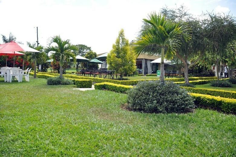 Igongo Cultural Centre & Country Hotel