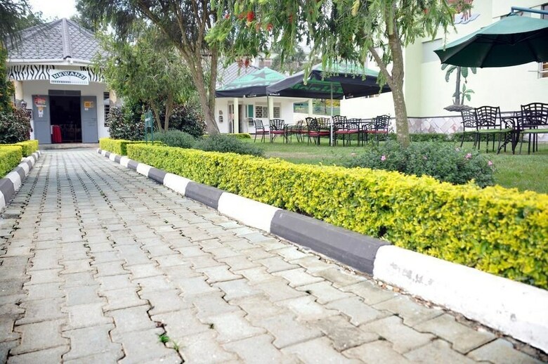 Igongo Cultural Centre & Country Hotel