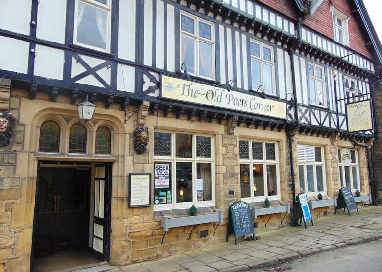 Posada The Old Poets Corner