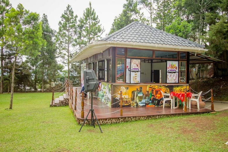 Zebra Hotel