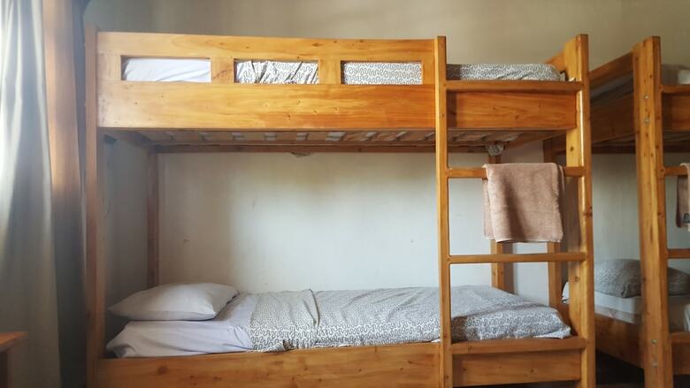 Hotel Q-bar & Guest House
