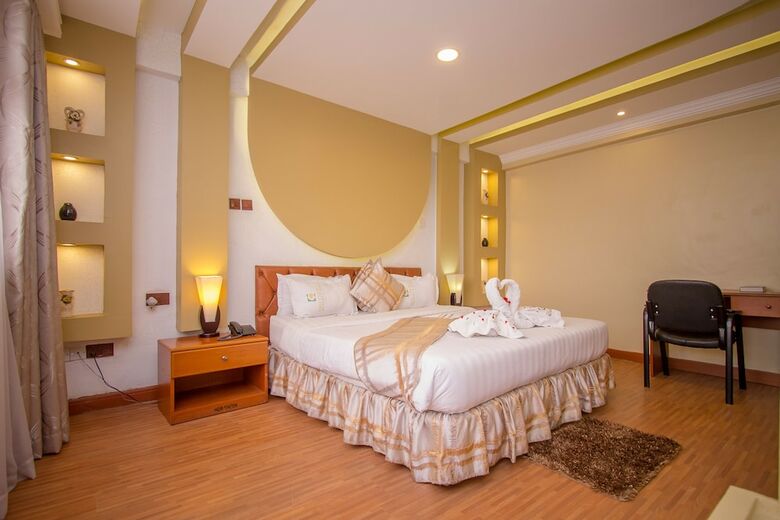 Hotel Hillcourt Resort And Spa