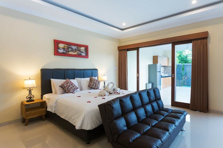 Hotel Kubu Petitenget