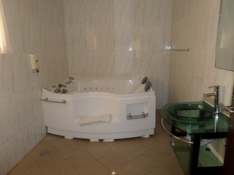 Georgio Hotel And Resort