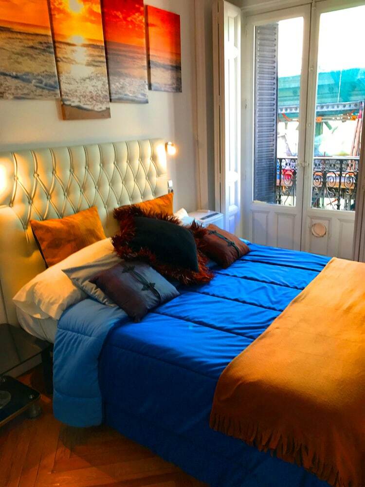 Apartamentos Gaud� Suites