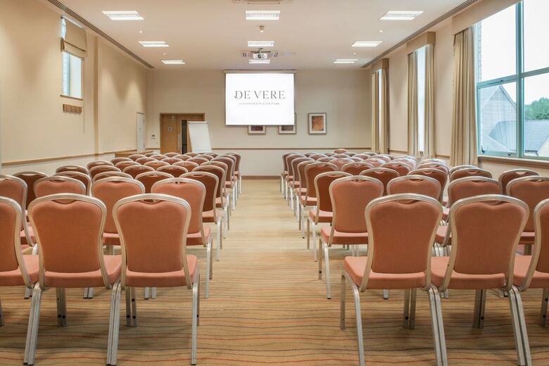 Hotel de Vere Cotswold Water Park