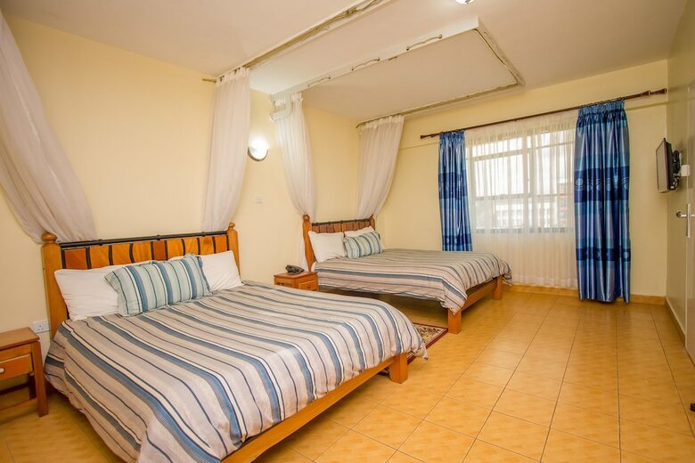 Meru Paramount Hotel