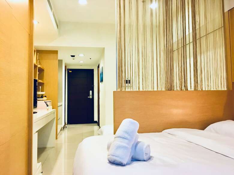 Q Square Apartment