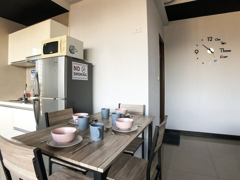 Q Square Apartment