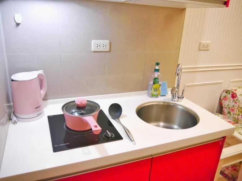 Q Square Apartment