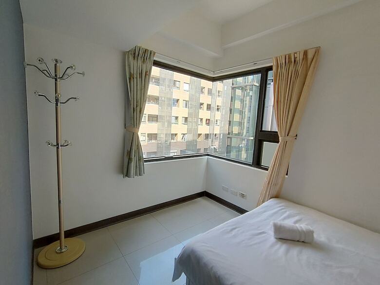 Q Square Apartment