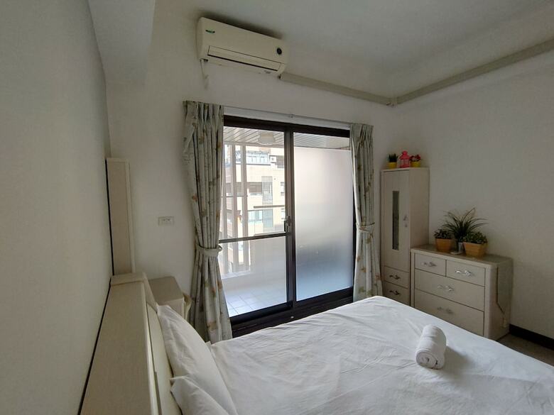 Q Square Apartment