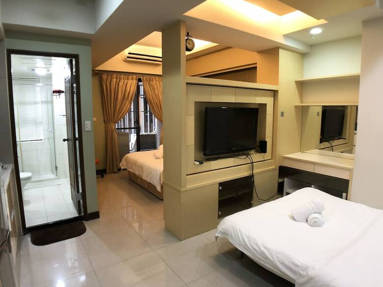 Q Square Apartment