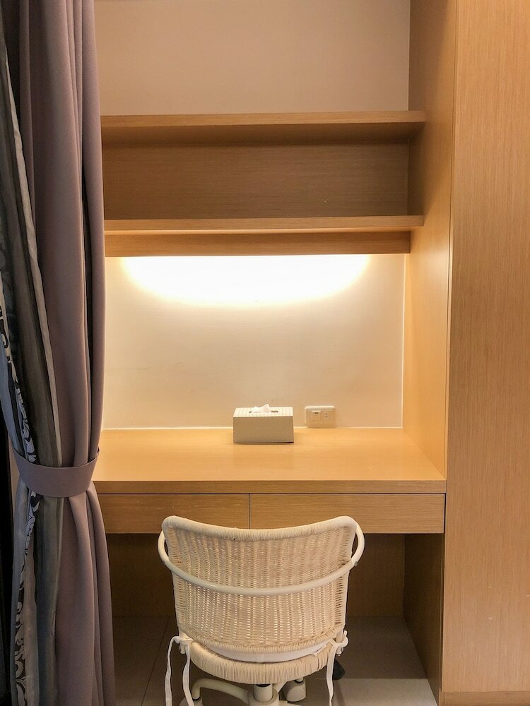 Q Square Apartment