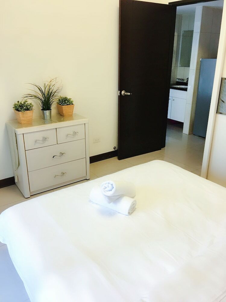 Q Square Apartment