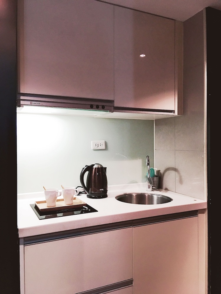 Q Square Apartment