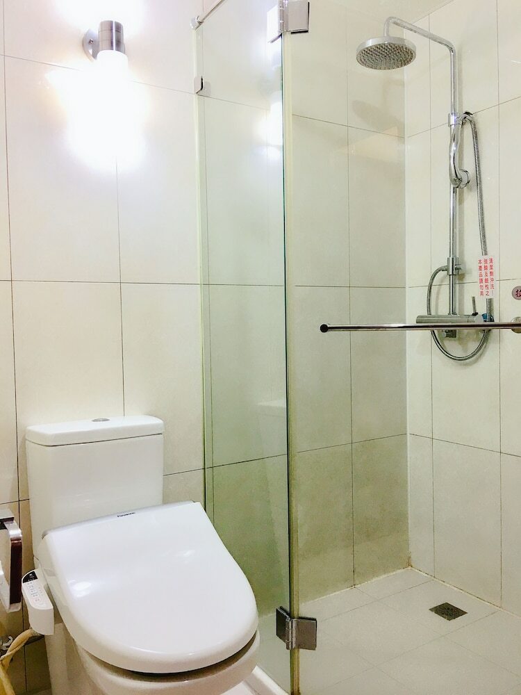Q Square Apartment