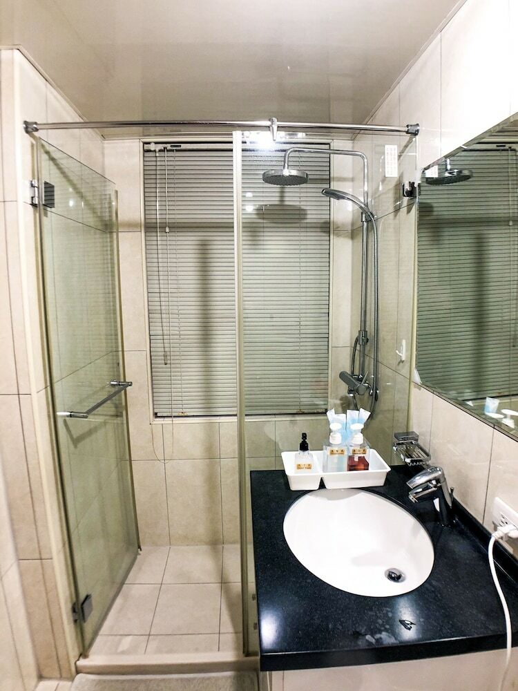 Q Square Apartment