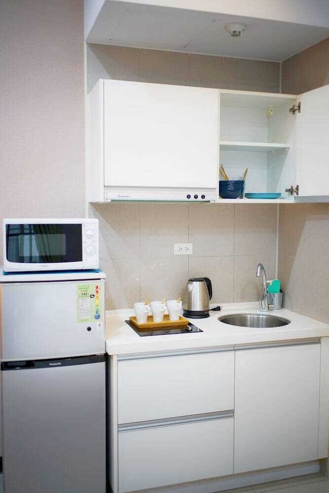 Q Square Apartment