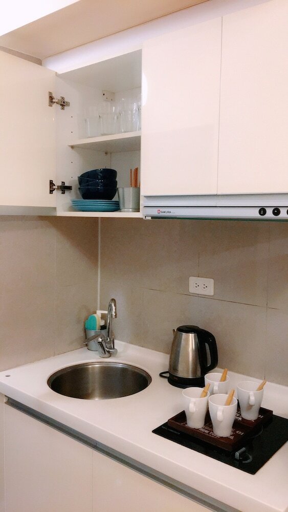 Q Square Apartment