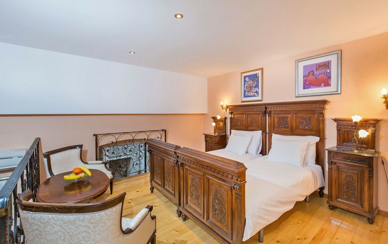 Hotel Arch Apartments By Irundo