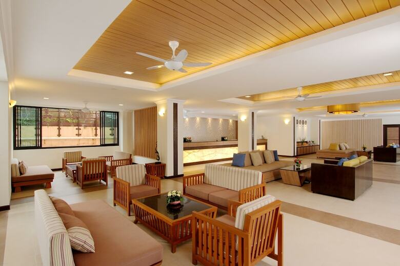 Hotel Kata Sea Breeze Resort